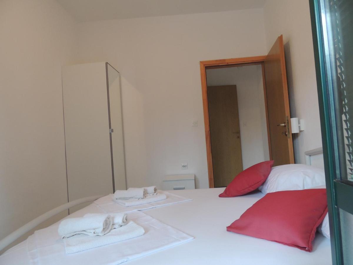 Apartments Suljic - Cash Only Property Stari Grad  Ngoại thất bức ảnh