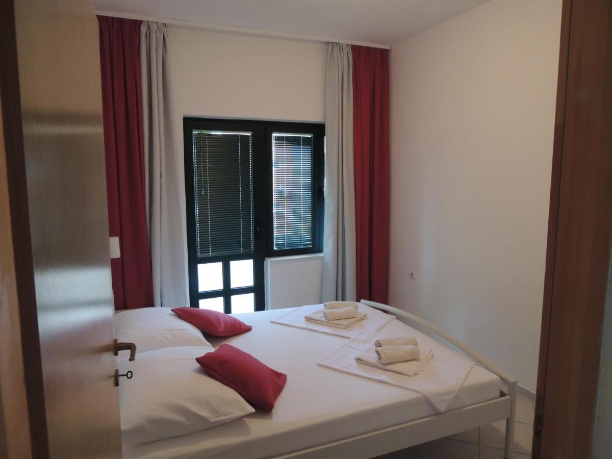 Apartments Suljic - Cash Only Property Stari Grad  Ngoại thất bức ảnh